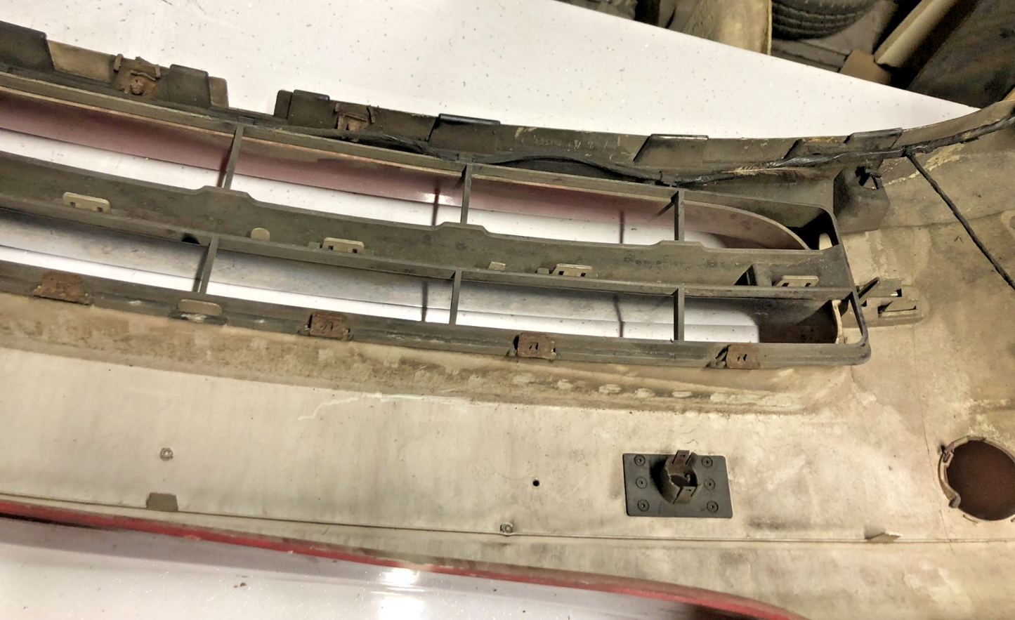 JAGUAR  X TYPE FACELIFT FRONT BUMPER RED