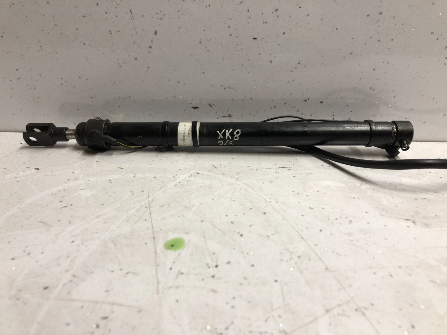 JAGUAR XK8 XKR 2000-2006 CONVERTIBLE ROOF LIFT CYLINDER SET
