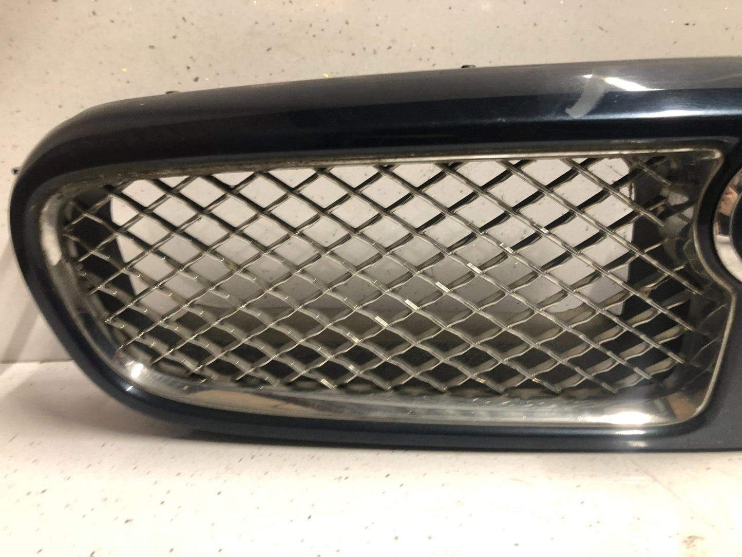 JAGUAR XJ X350 GRILLE FACELIFT 08-09