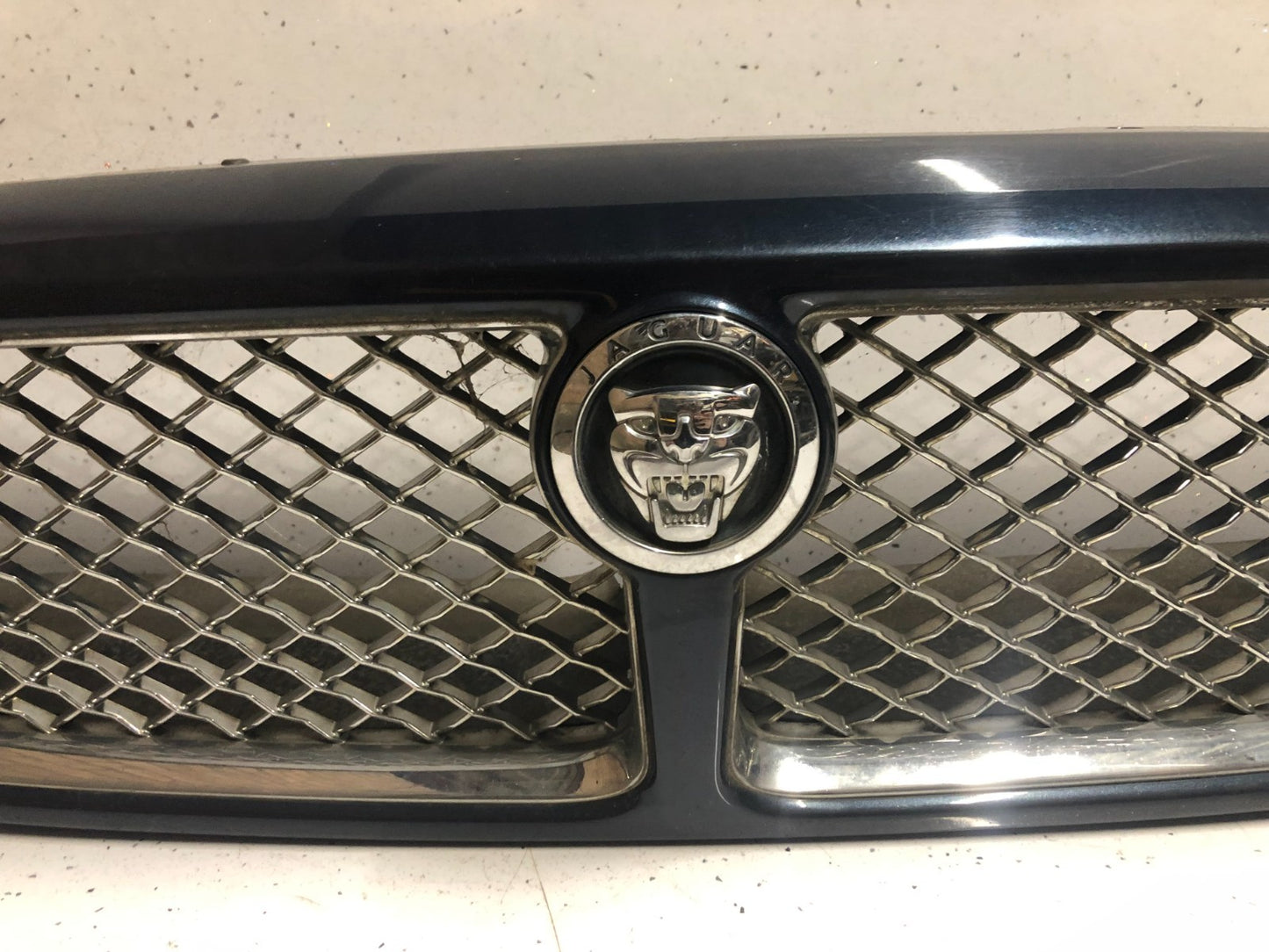 JAGUAR XJ X350 GRILLE FACELIFT 08-09