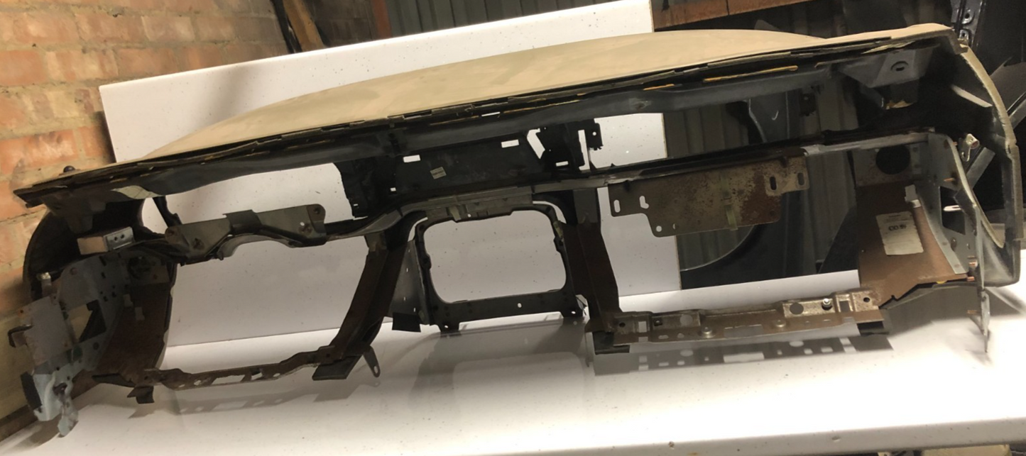 JAGUAR XK8 XKR BARE DASHBOARD IN CREAM / BROWN