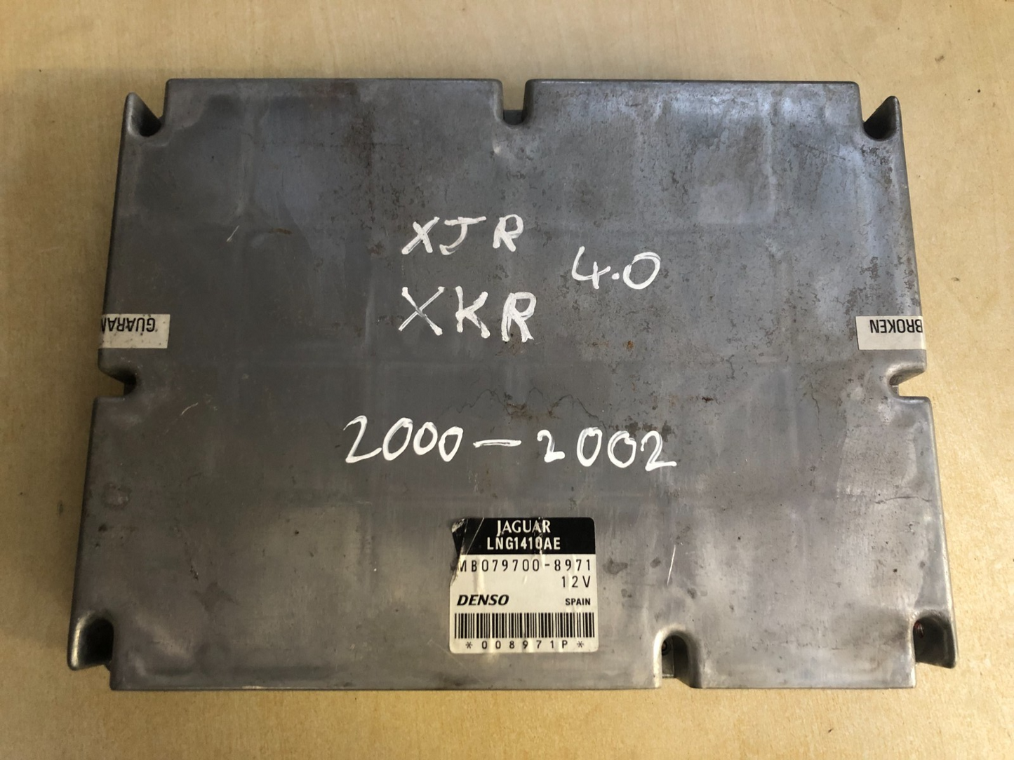 Jaguar XJR XKR 4.0 ENGINE ECU LNG1410AE 2000-2002