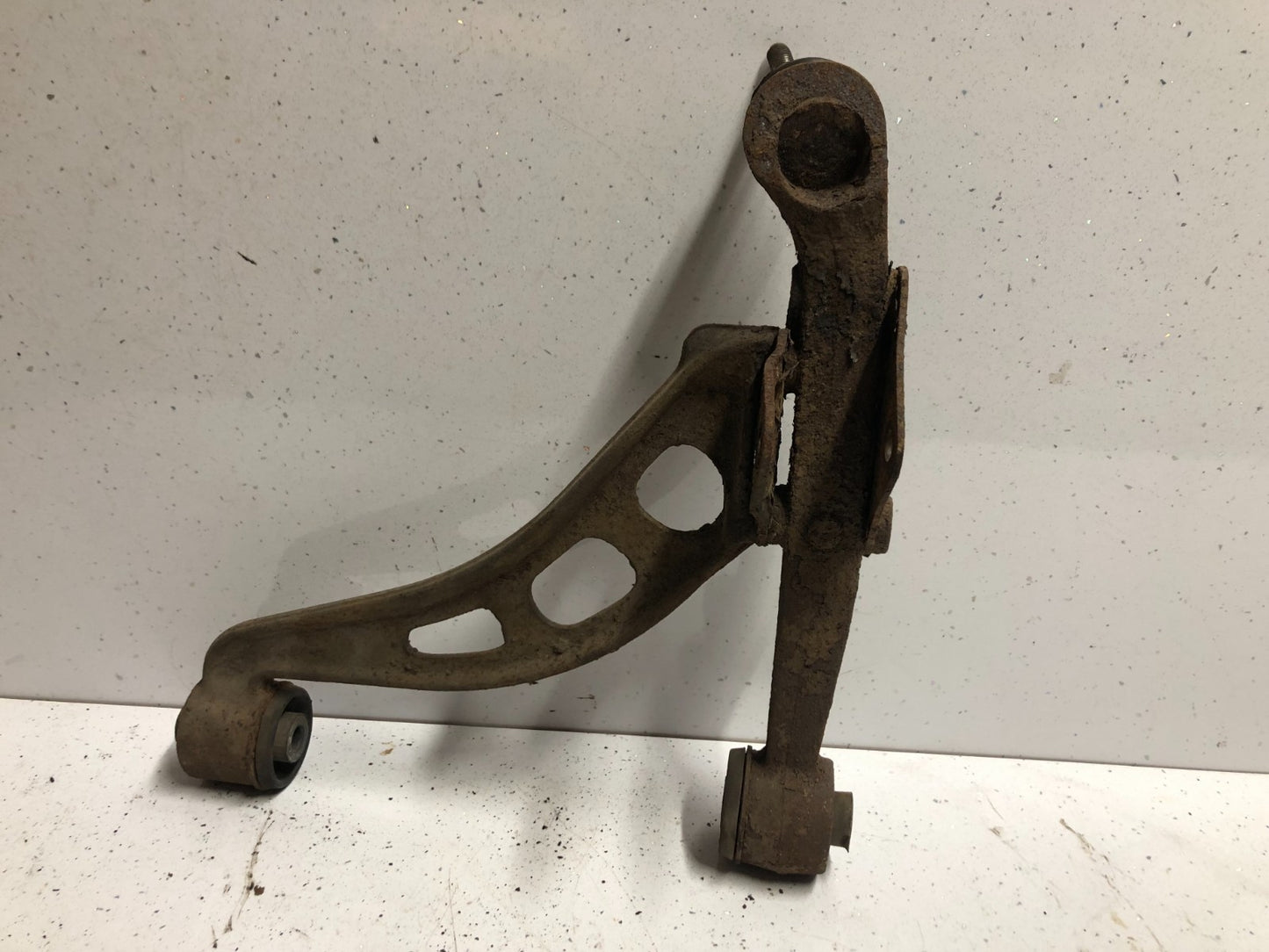 Jaguar XK8 XKR 1996-2006 FRONT RIGHT LOWER LATERAL WISHBONE ARM + BALL JOINT