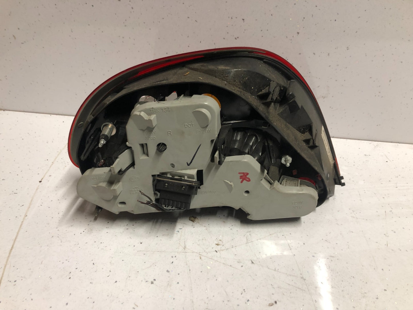 JAGUAR S TYPE O/S DRIVERS SIDE TAIL LIGHT