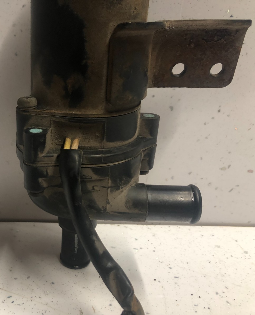 JAGUAR XK8 XKR 1996-2006 WATER HEATER PUMP