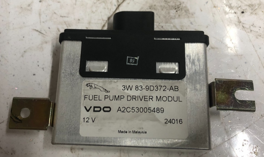 JAGUAR XK8 XKR 2002-2006 FUEL PUMP CONTROL MODULE / DRIVER