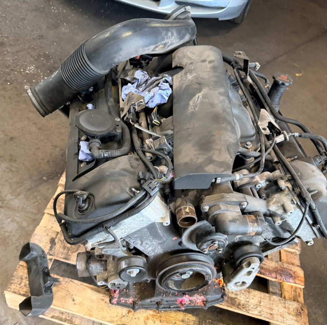 JAGUAR XK8 2002-2005 ENGINE ASSEMBLY 4.2 V8