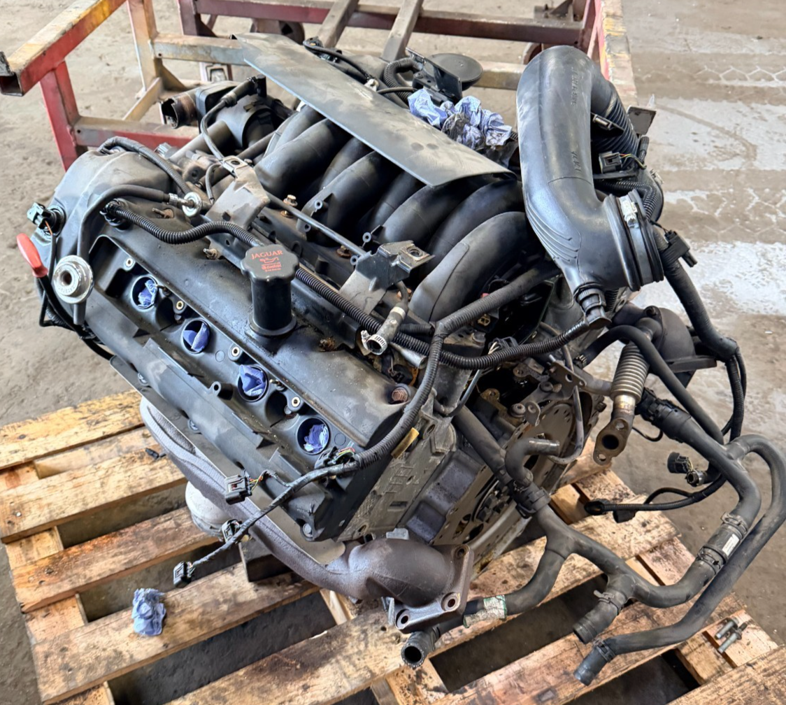 JAGUAR XK8 2002-2005 ENGINE ASSEMBLY 4.2 V8