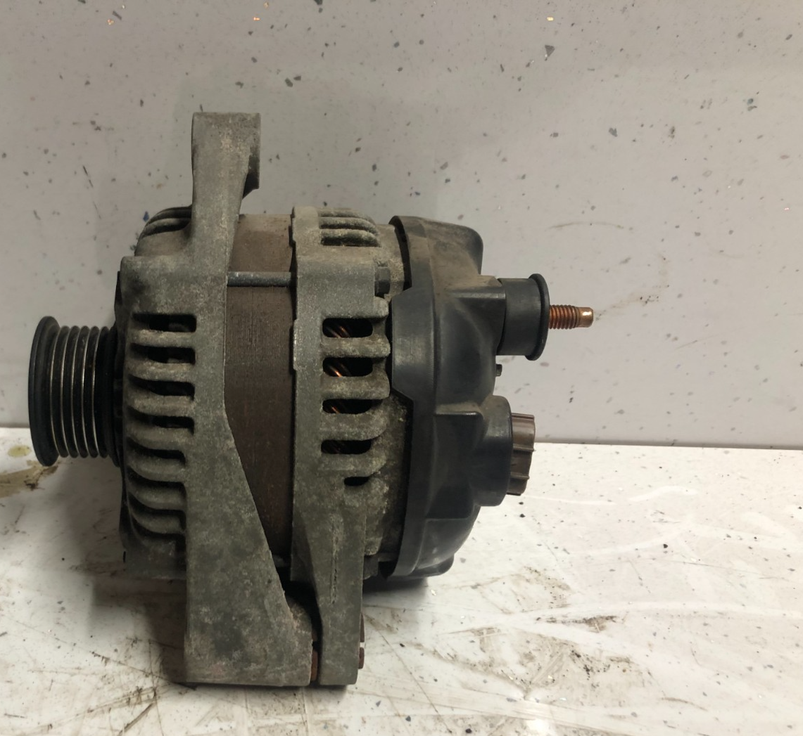 JAGUAR S-TYPE / XJ8 / XK8 / XJR / XKR 2002-2006 ALTERNATOR C2C19630