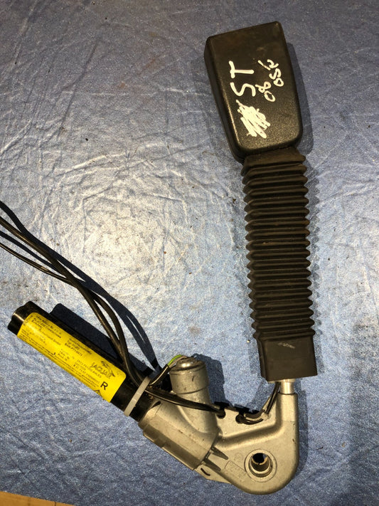 JAGUAR  S TYPE offside Front Seatbelt Pre Tensioner