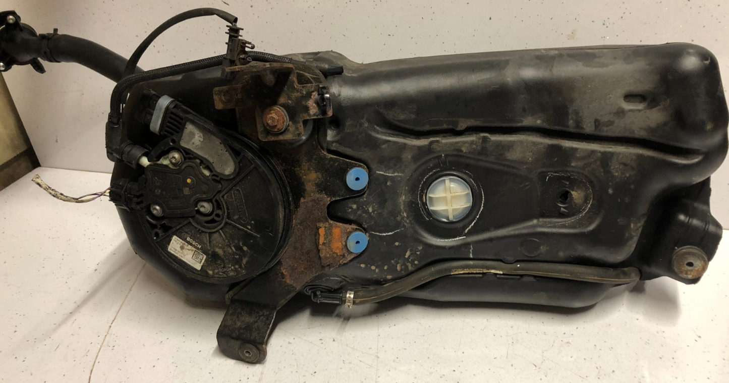 JAGUAR XE ADBLUE TANK  (GX73-5J228-A) Rear N/S MOUNTED