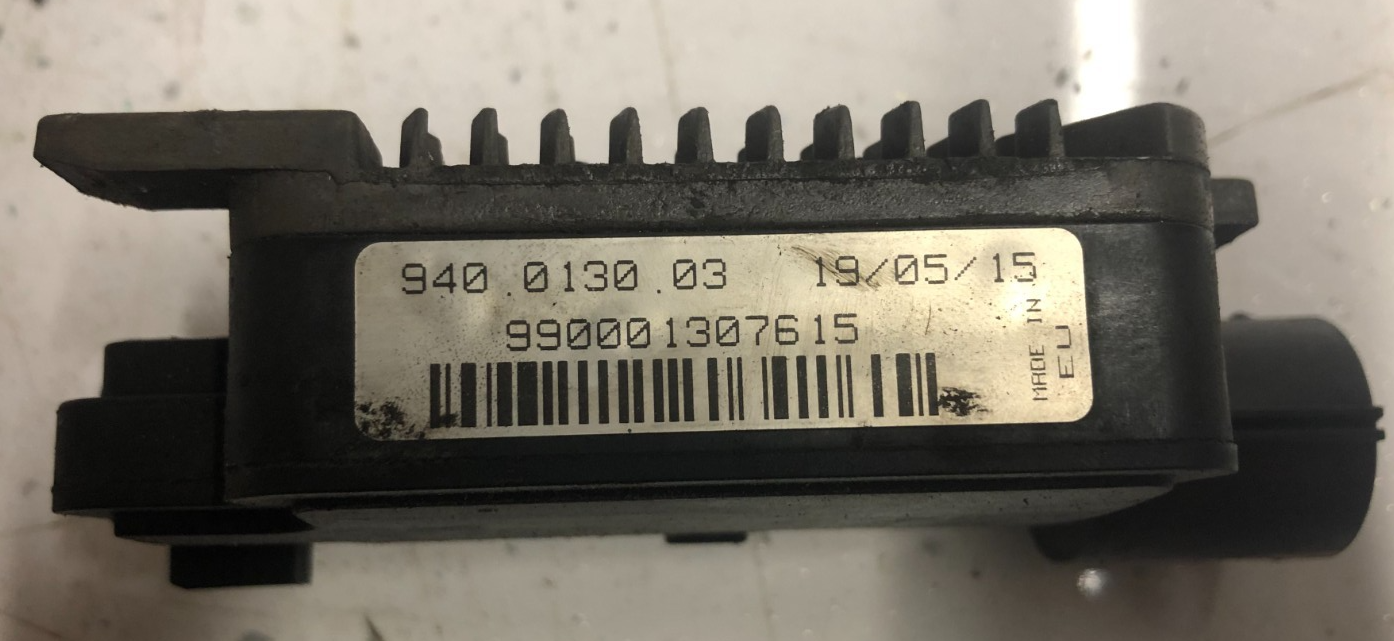 JAGUAR XE / XF /F-PACE 2015-2017 RADIATOR COOLING FAN CONTROL MODULE 940.0130.03
