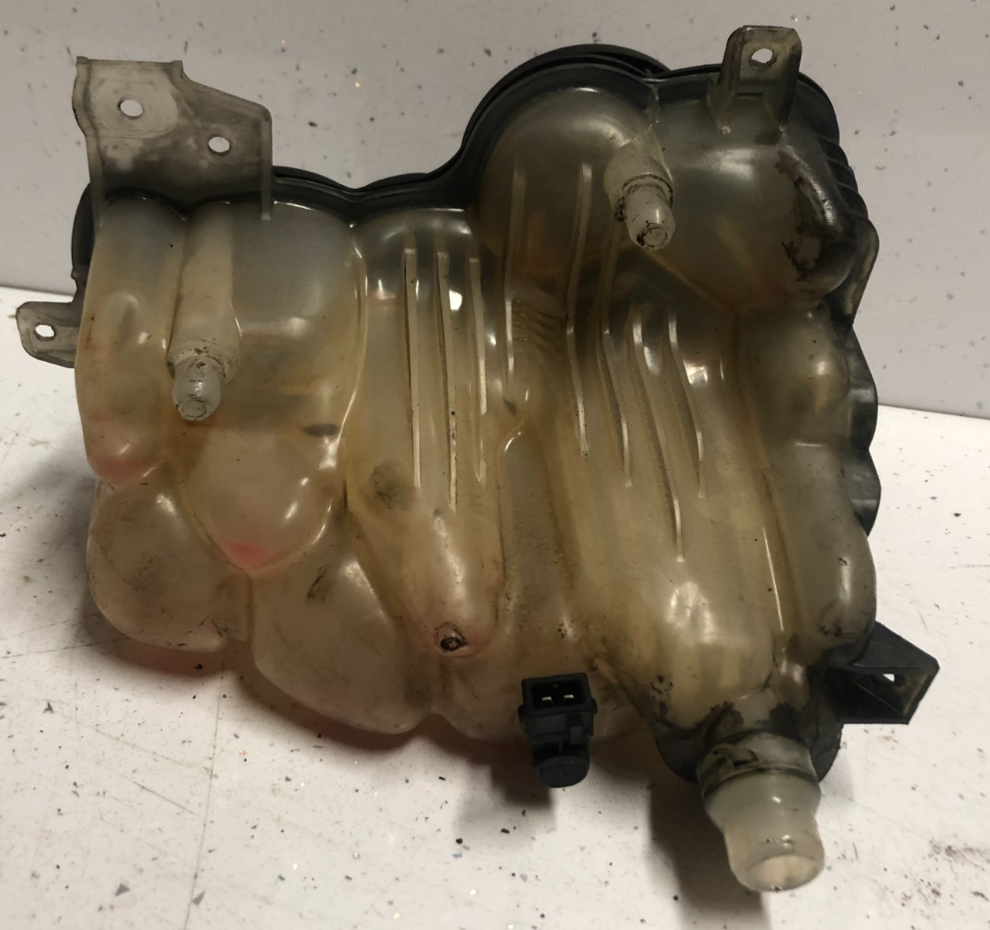 Jaguar XE XF F-PACE 2015-2020 EXPANSION TANK (2.0 / 2.0d / 3.0d / 3.0SC)