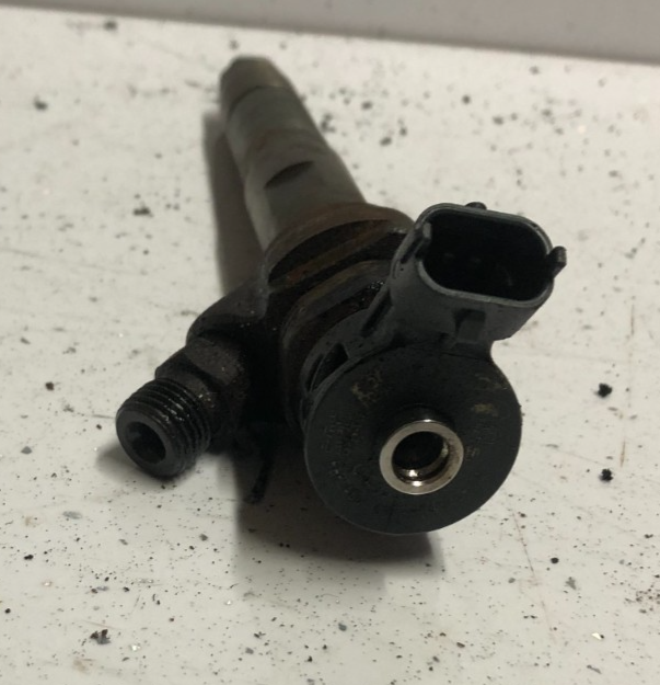 JAGUAR XE FUEL INJECTOR 163PS AJ20D4 2.0 DIESEL(AJ813377/G4D3-9K546-CA /LR117056