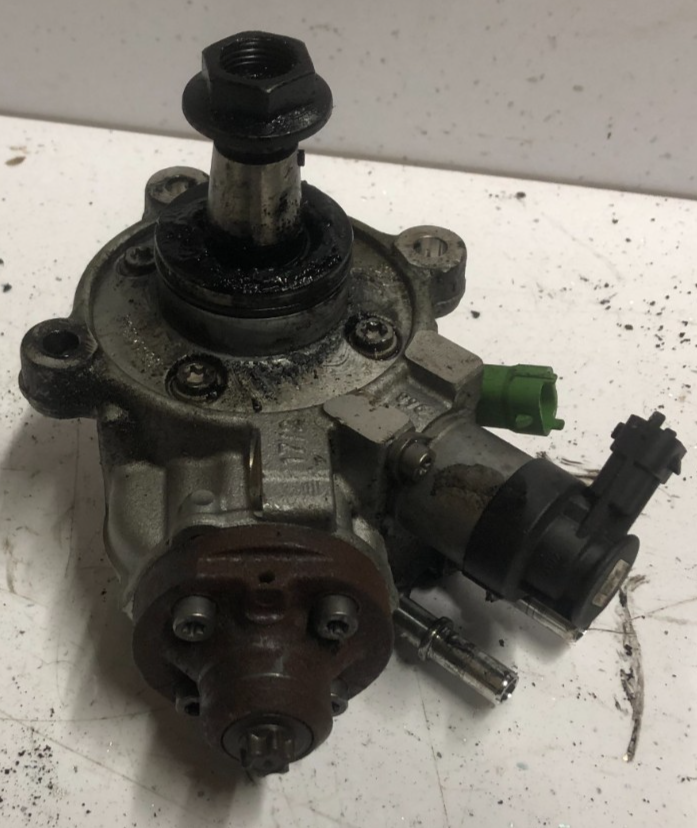 JAGUAR XE 2.0 DIESEL HIGH PRESSURE FUEL PUMP (AJ813367 / G4D3-9B395-A /LR073700)