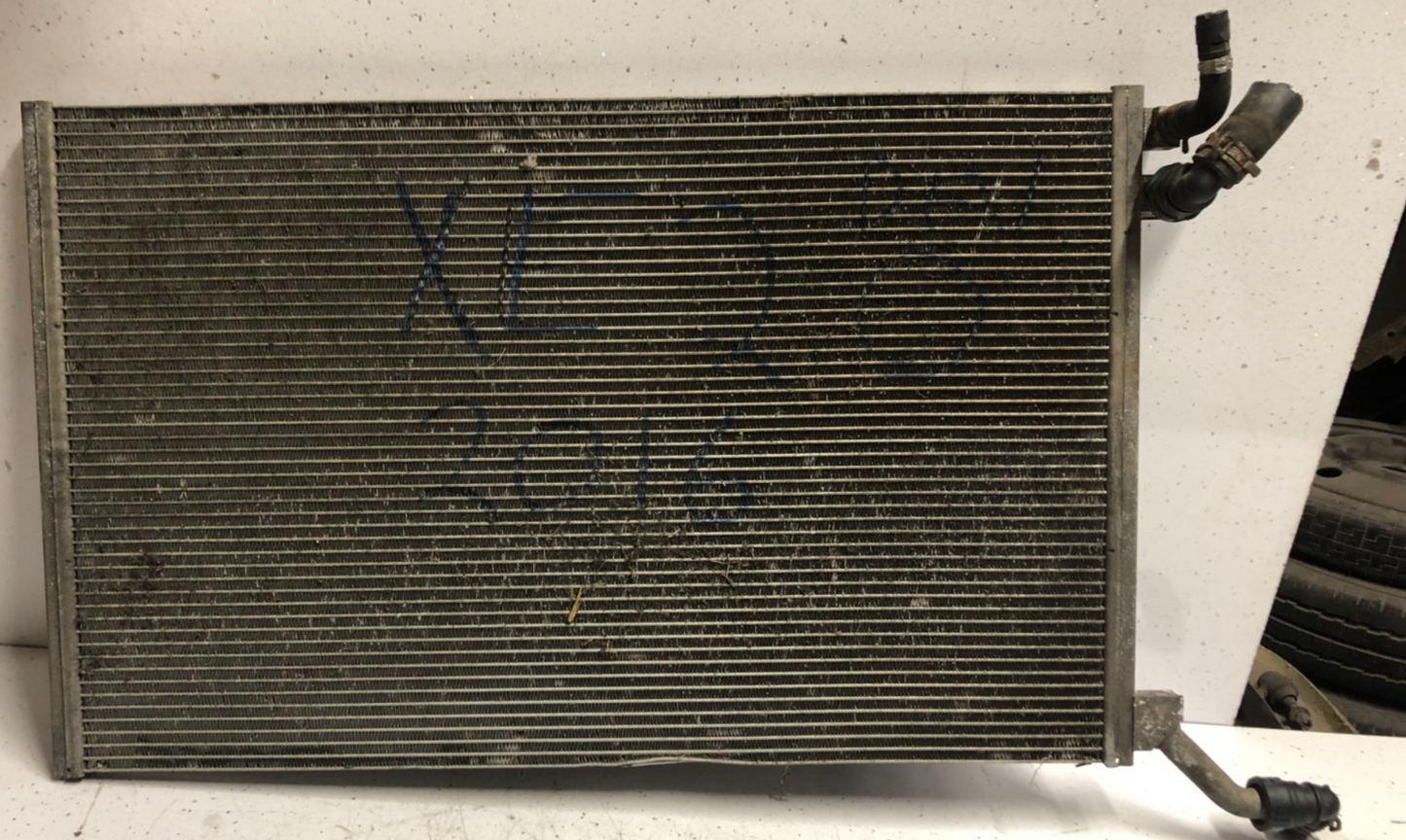 Jaguar XE WATER CHARGE AIR COOLER RADIATOR (T2H2530 / GX738K230BB / LR092812)