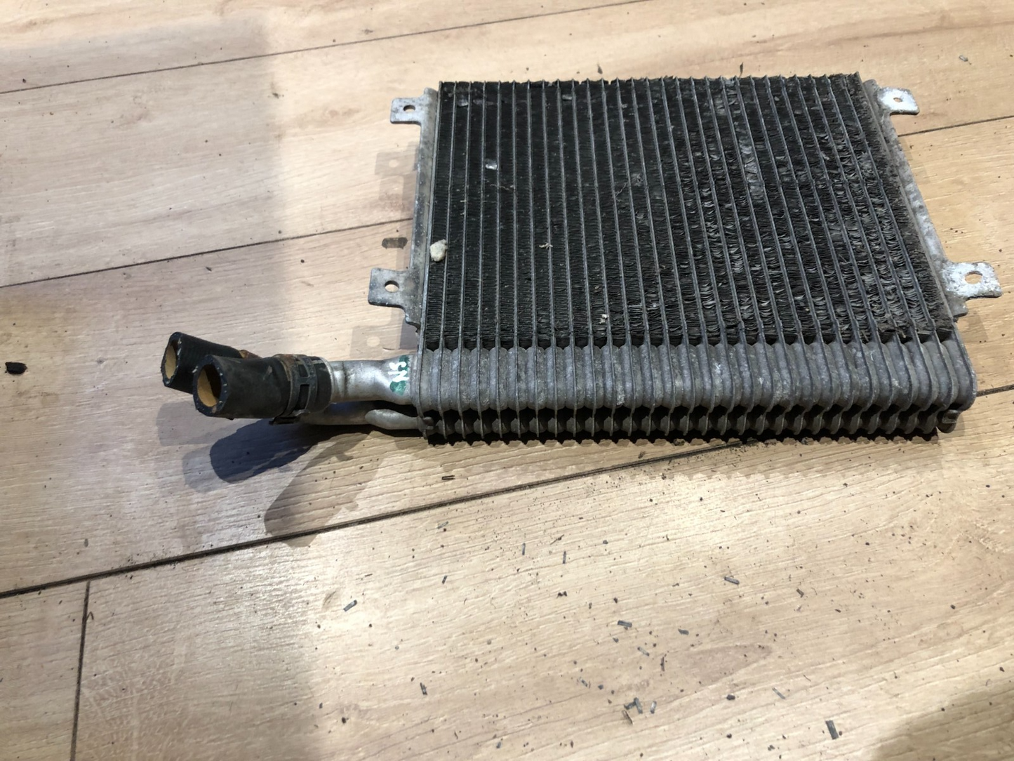 JAGUAR XF XF / XJ X351 2008-on AUXILIARY RADIATOR  LEFT