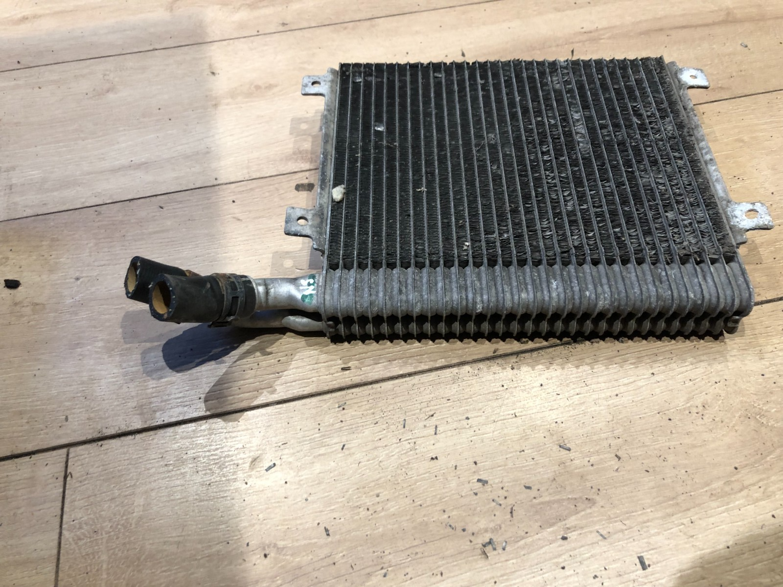 JAGUAR XF XF / XJ X351 2008-on AUXILIARY RADIATOR  LEFT