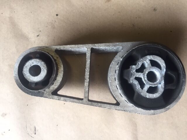 Jaguar X Type Diesel Bottom Engine Mount