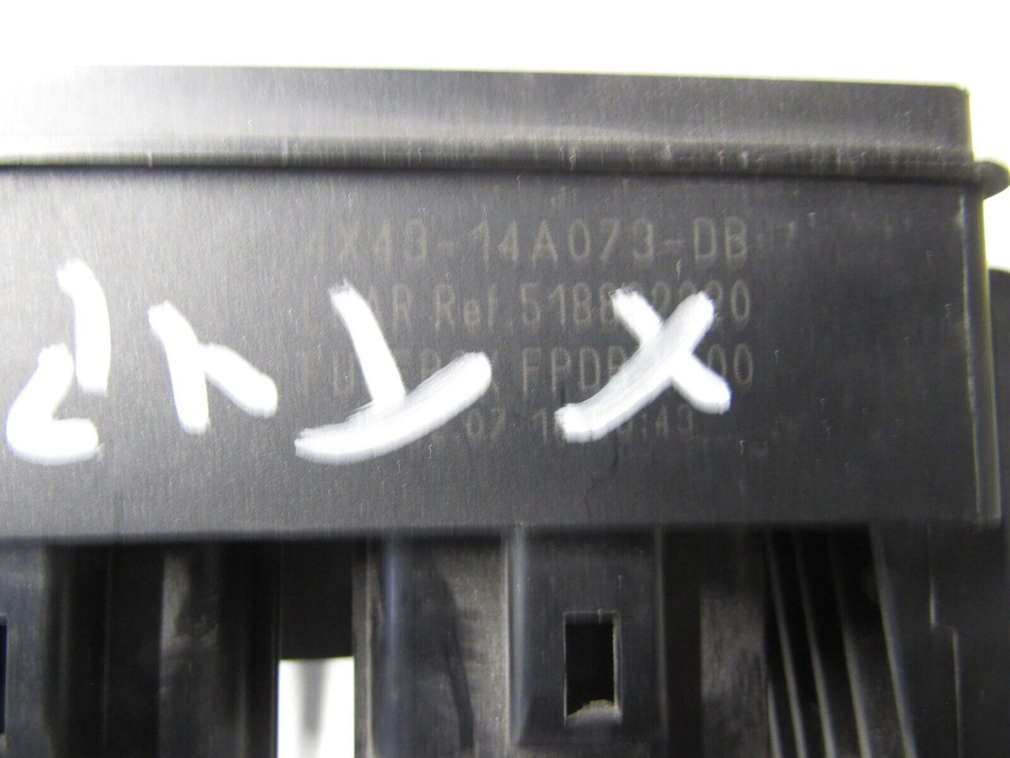 JAGUAR X TYPE FUSE BOX 2.0/2.2D 4X43-14A073-DB 518882220/518882204