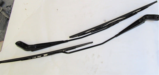 Jaguar X Type Front Windscreen Wiper Arms & Blades Pair