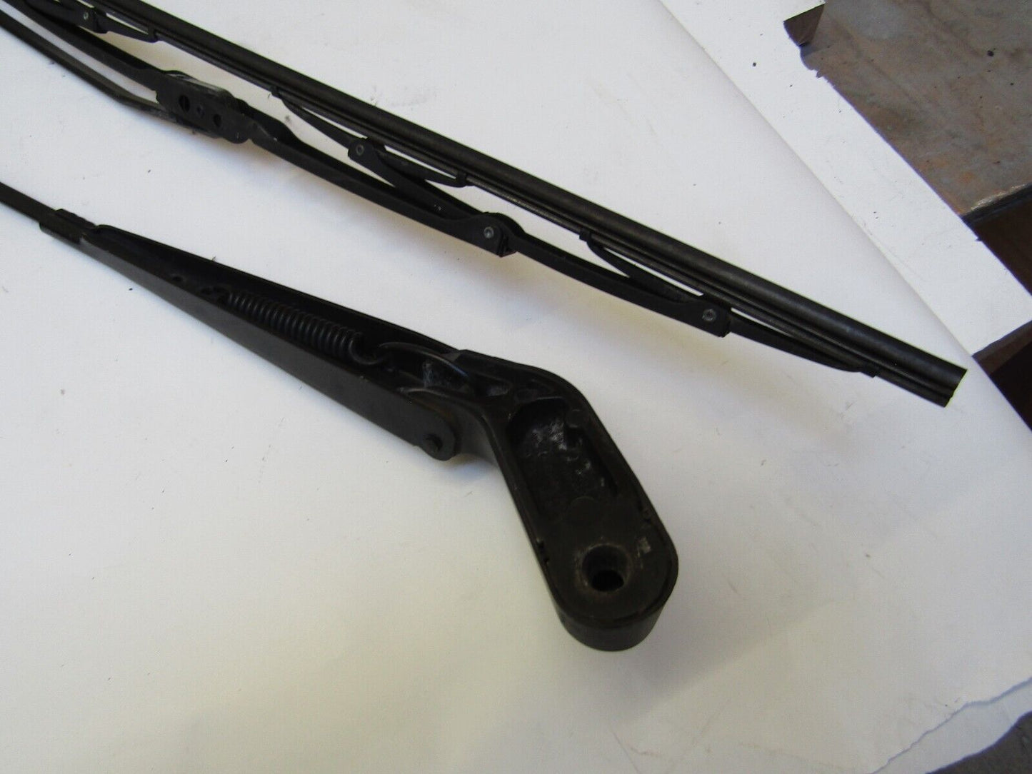 Jaguar X Type Front Windscreen Wiper Arms & Blades Pair