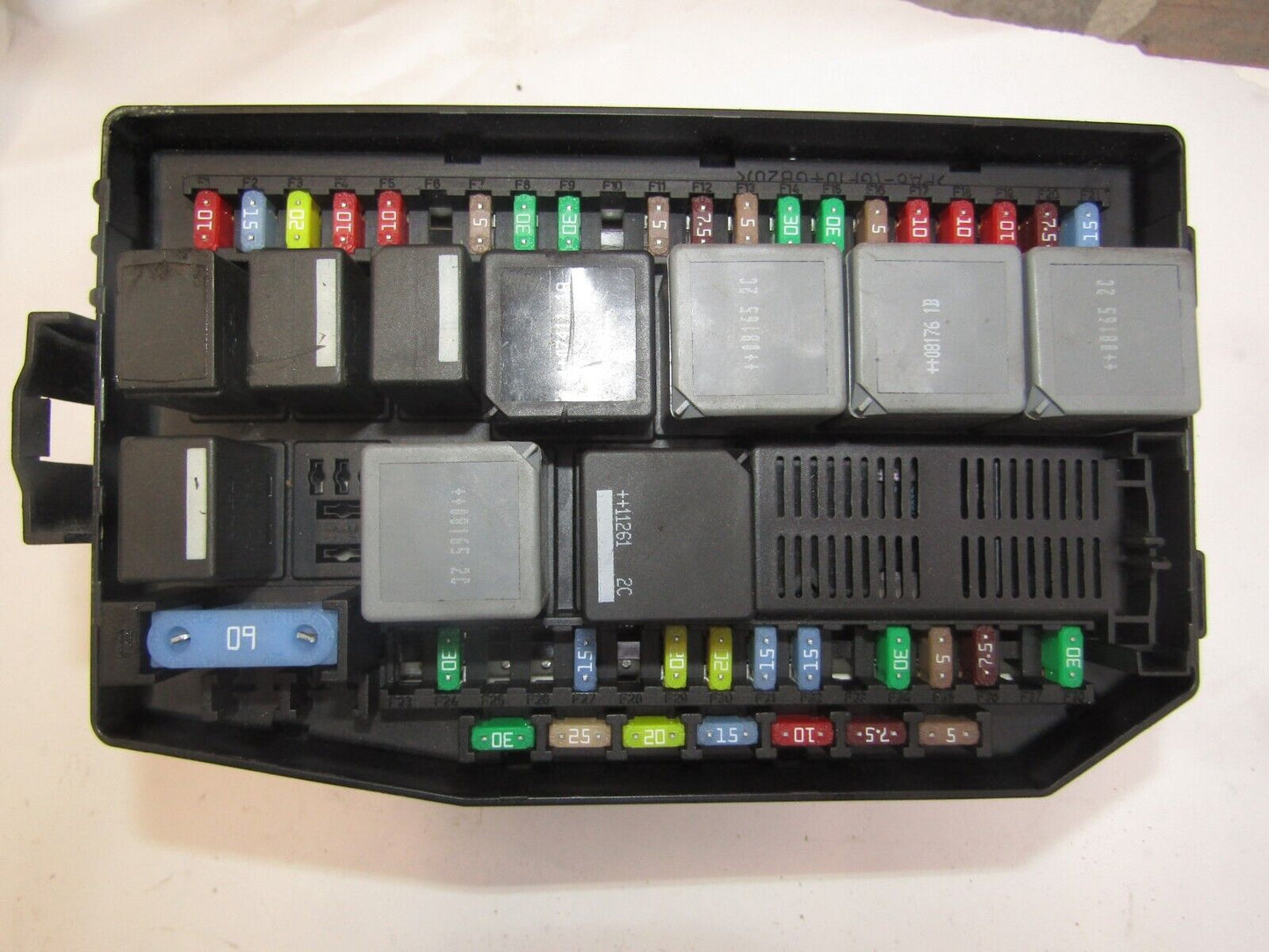 JAGUAR X Type 2.0 DIESEL FUSE BOX 4X43-14A073-CF 518842406